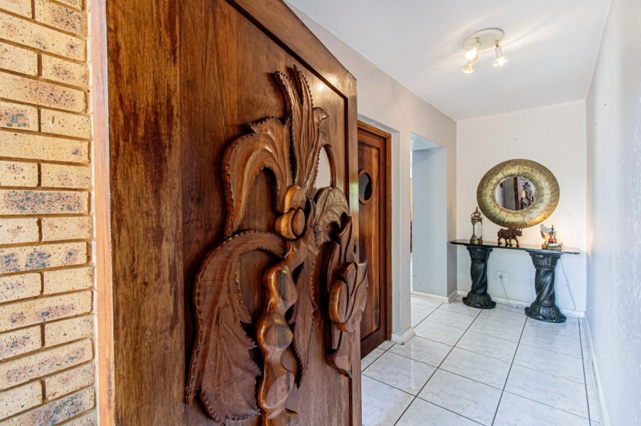 5 Bedroom Property for Sale in Meyersdal Gauteng