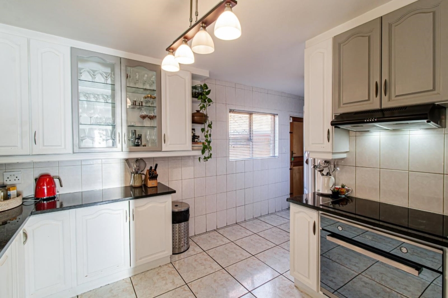 5 Bedroom Property for Sale in Meyersdal Gauteng