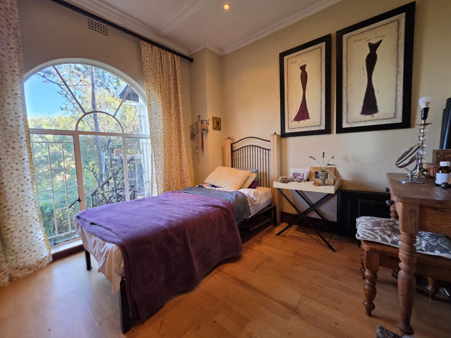 4 Bedroom Property for Sale in Glenvista Gauteng