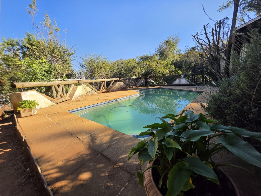 4 Bedroom Property for Sale in Glenvista Gauteng
