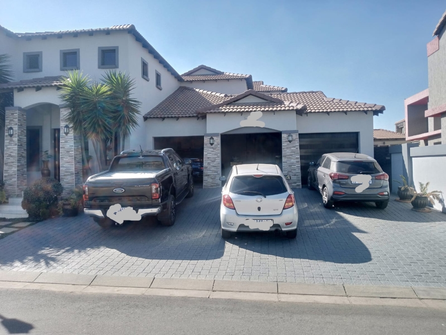 4 Bedroom Property for Sale in Sunward Park Gauteng