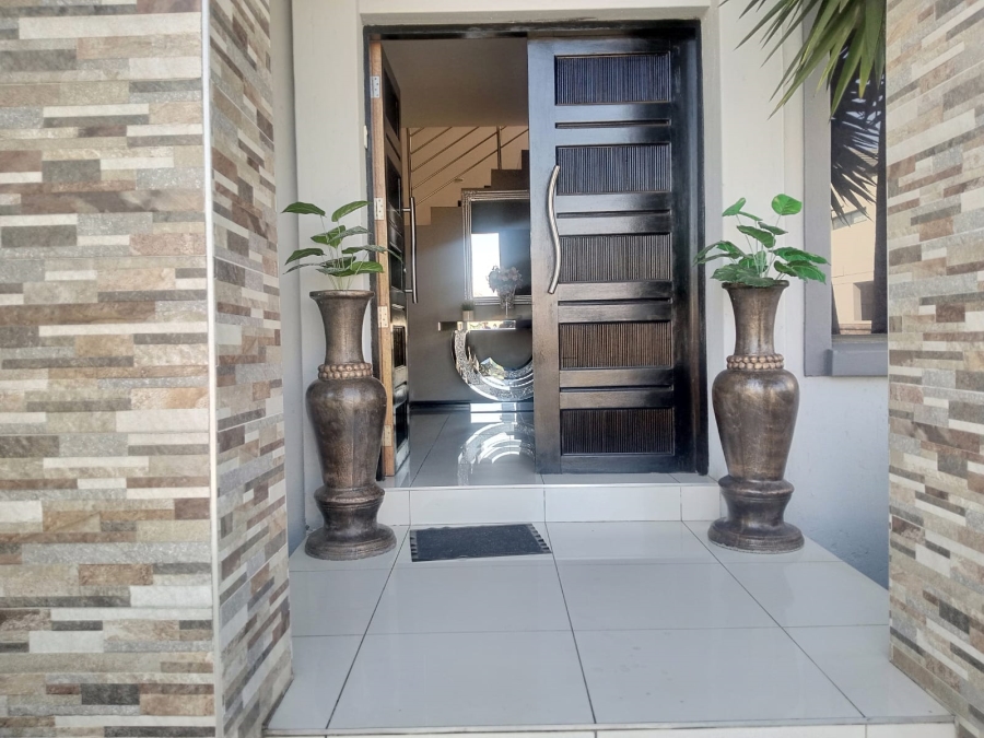 4 Bedroom Property for Sale in Sunward Park Gauteng