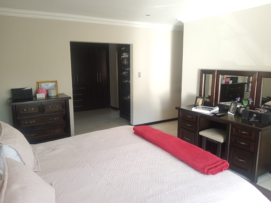 4 Bedroom Property for Sale in Sunward Park Gauteng