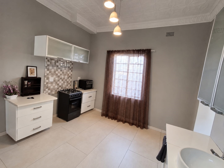 To Let 2 Bedroom Property for Rent in Dalview Gauteng