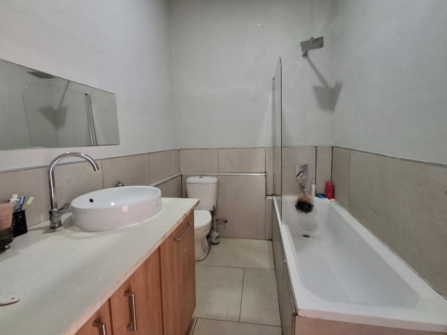 To Let 2 Bedroom Property for Rent in Dalview Gauteng