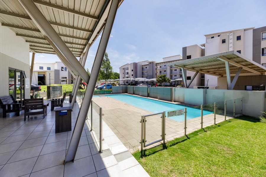 To Let 2 Bedroom Property for Rent in Broadacres Gauteng