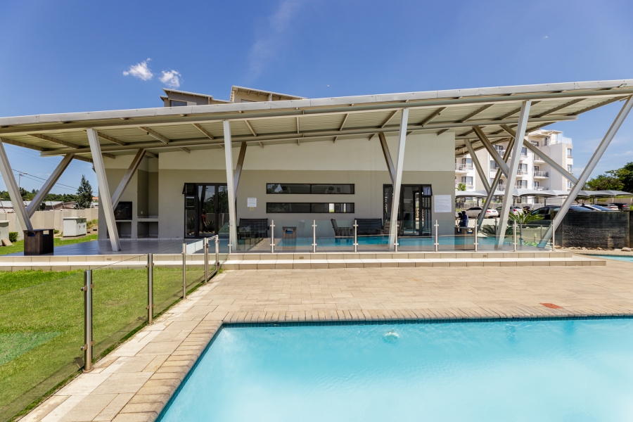 To Let 2 Bedroom Property for Rent in Broadacres Gauteng