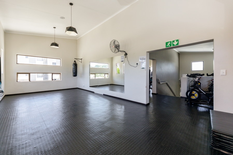 To Let 2 Bedroom Property for Rent in Broadacres Gauteng