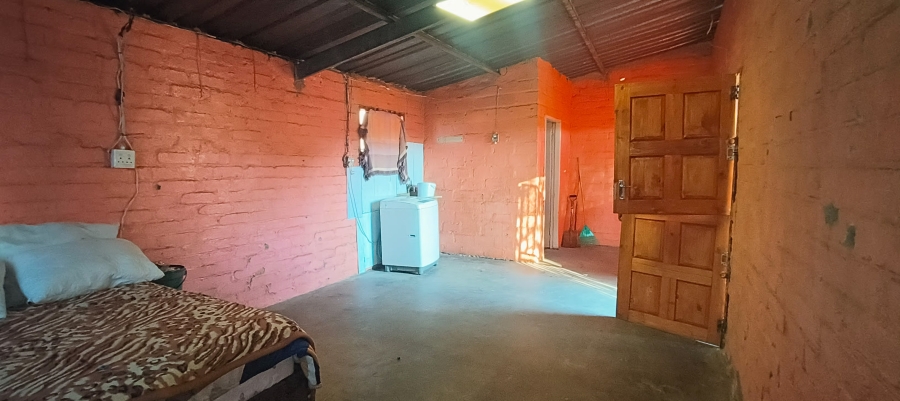 1 Bedroom Property for Sale in Tshepisong Gauteng