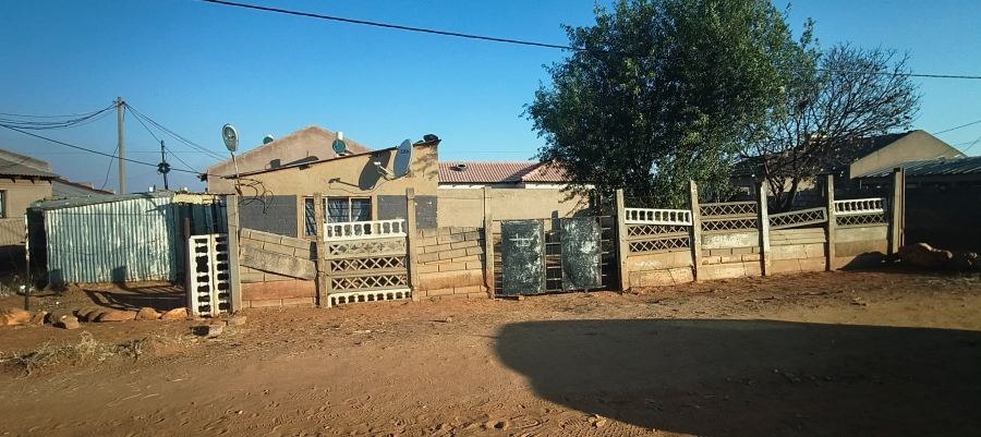 1 Bedroom Property for Sale in Tshepisong Gauteng