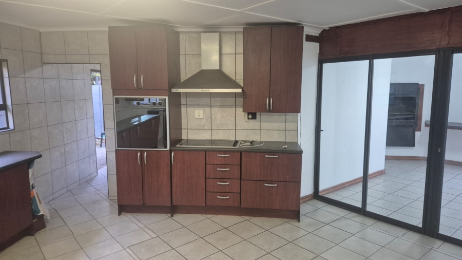 To Let 3 Bedroom Property for Rent in Minnebron Gauteng