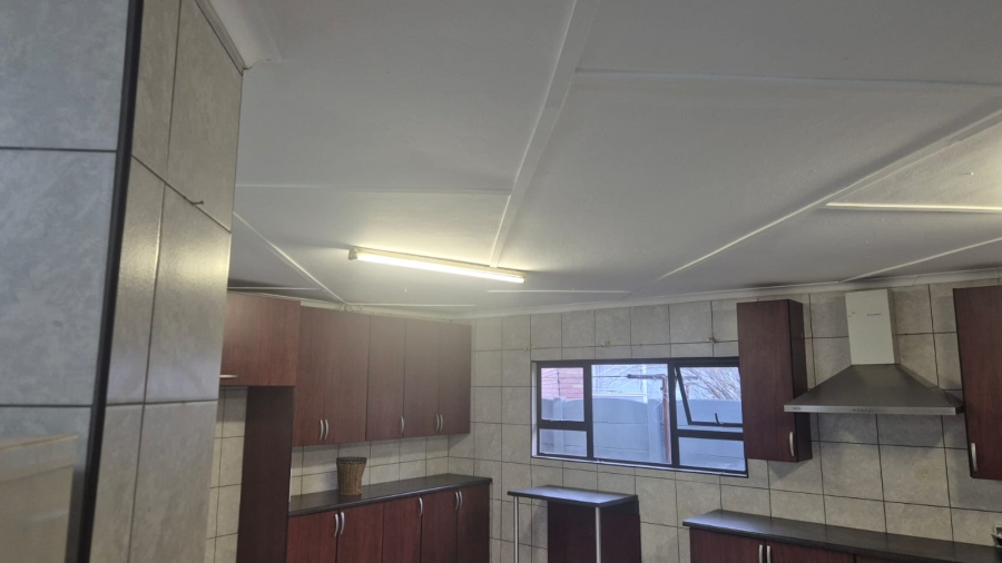 To Let 3 Bedroom Property for Rent in Minnebron Gauteng