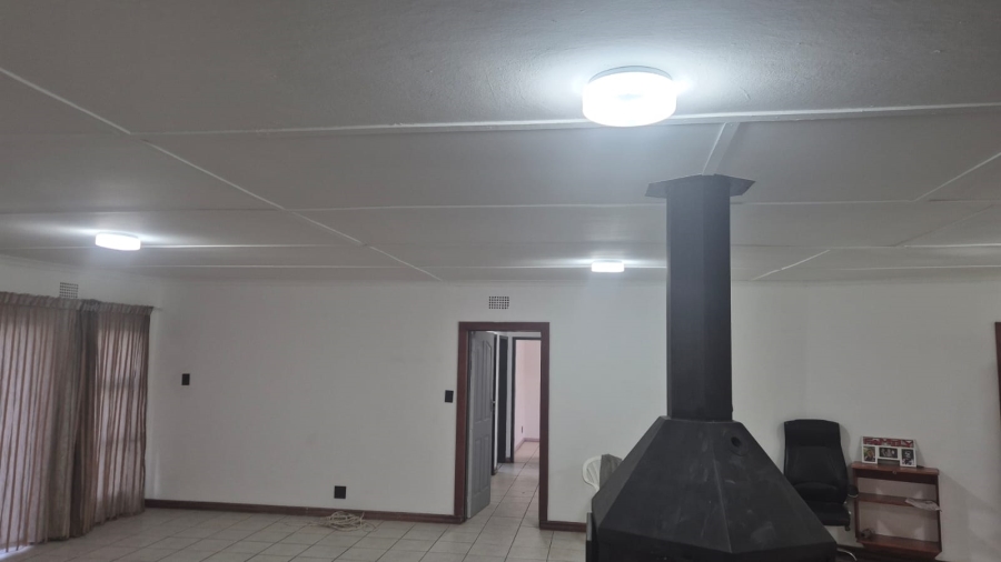 To Let 3 Bedroom Property for Rent in Minnebron Gauteng