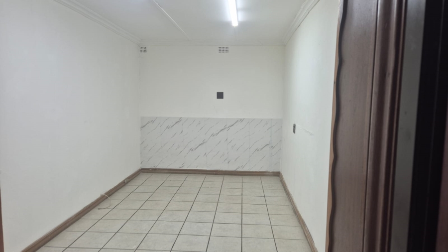 To Let 3 Bedroom Property for Rent in Minnebron Gauteng