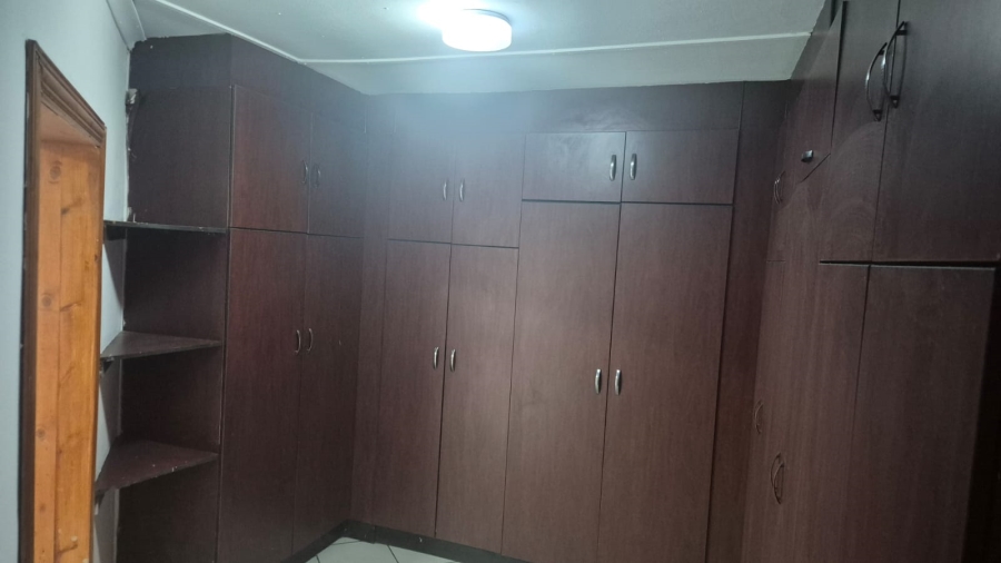To Let 3 Bedroom Property for Rent in Minnebron Gauteng