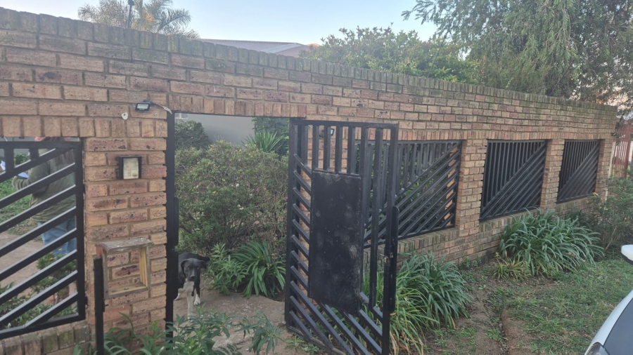To Let 3 Bedroom Property for Rent in Minnebron Gauteng