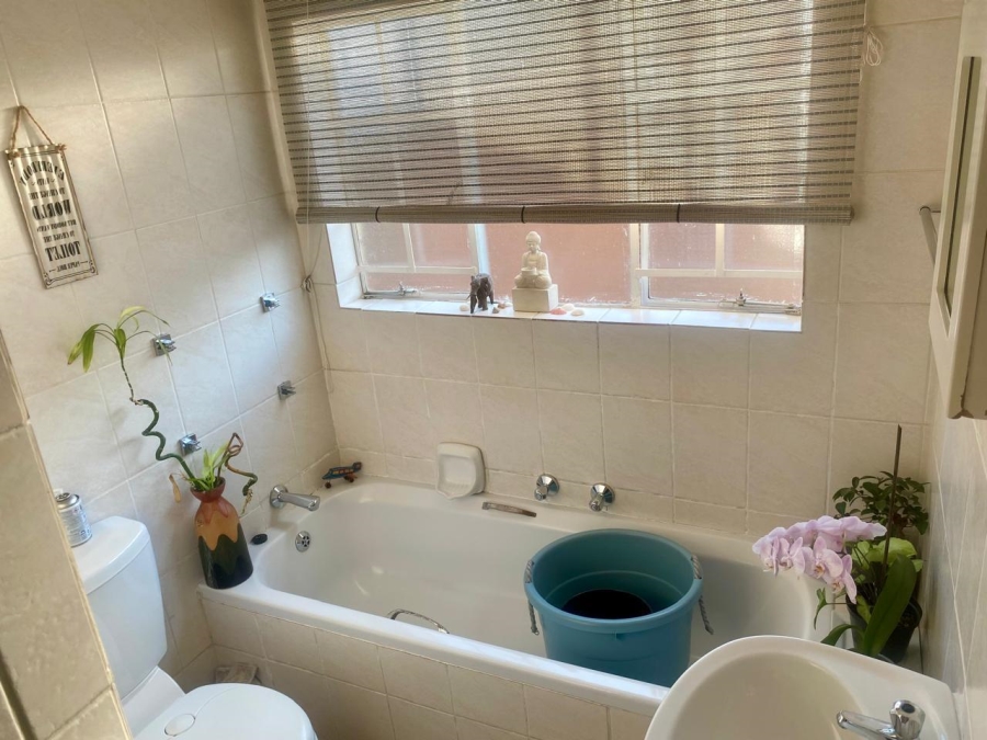 2 Bedroom Property for Sale in Kyalami Hills Gauteng