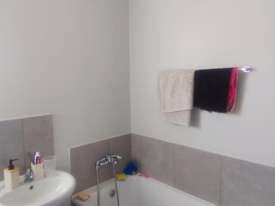 2 Bedroom Property for Sale in Protea Glen Gauteng
