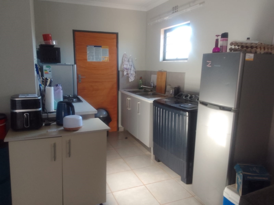 2 Bedroom Property for Sale in Protea Glen Gauteng