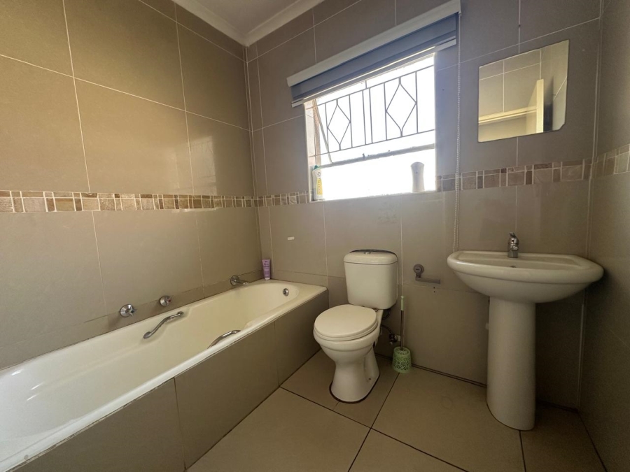 3 Bedroom Property for Sale in Mayberry Park Gauteng