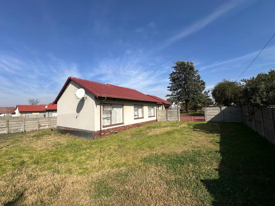 3 Bedroom Property for Sale in Mayberry Park Gauteng