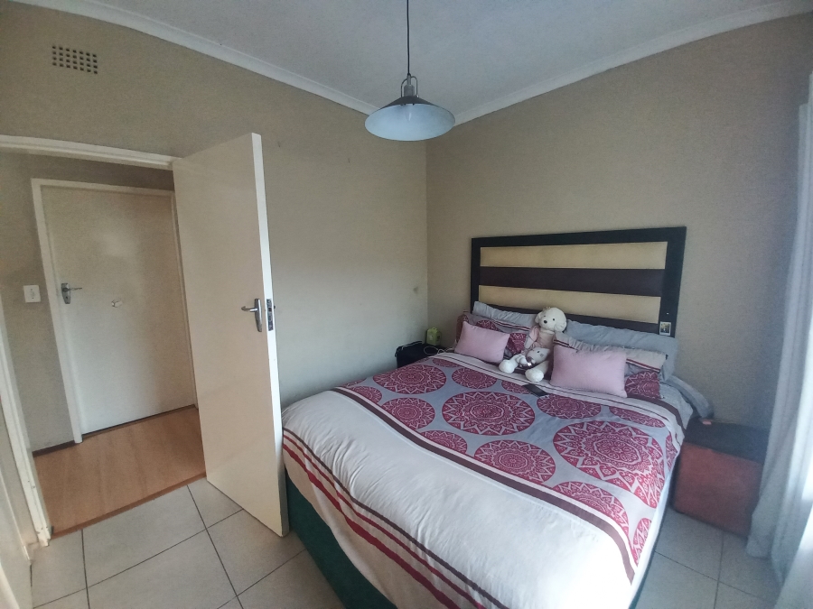 3 Bedroom Property for Sale in Lombardy East Gauteng