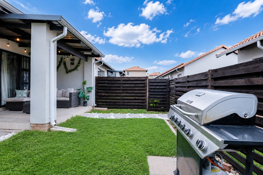 3 Bedroom Property for Sale in Monavoni Gauteng