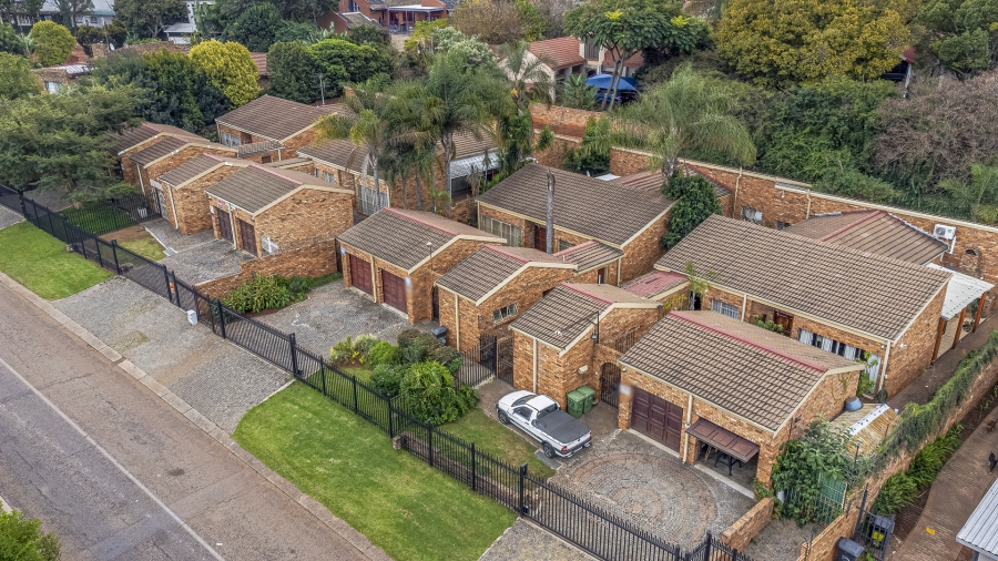 3 Bedroom Property for Sale in Val de Grace Gauteng