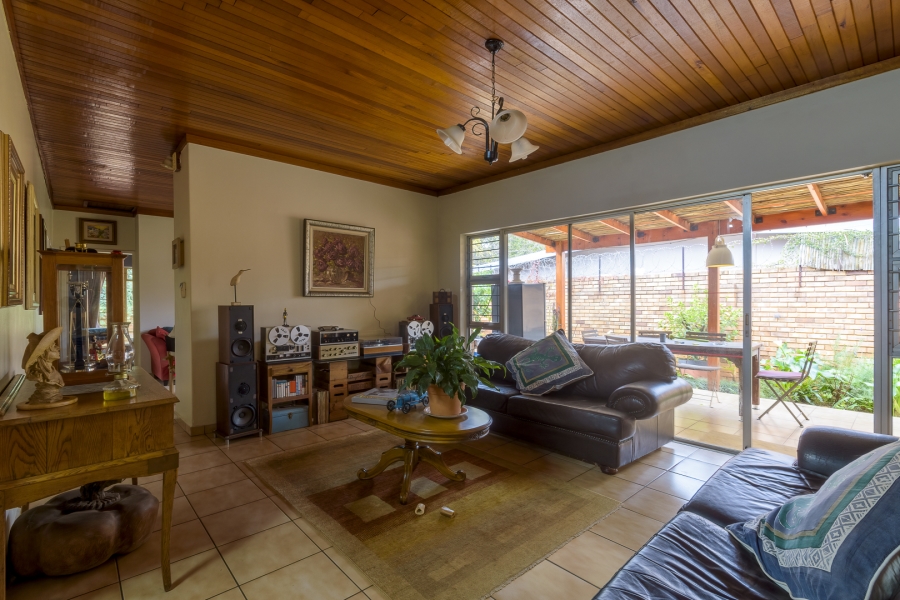 3 Bedroom Property for Sale in Val de Grace Gauteng