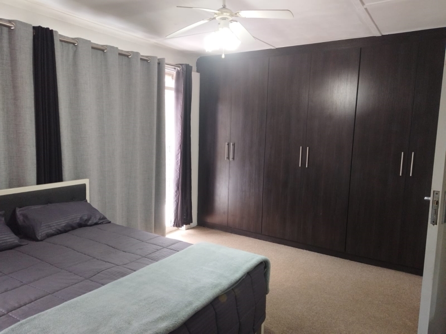 2 Bedroom Property for Sale in Birchleigh Gauteng