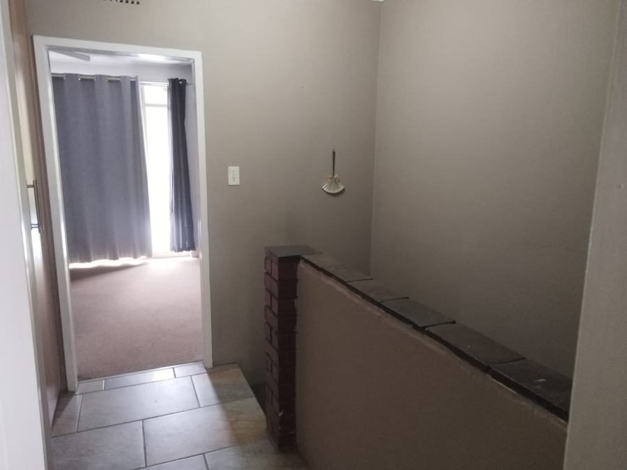 2 Bedroom Property for Sale in Birchleigh Gauteng
