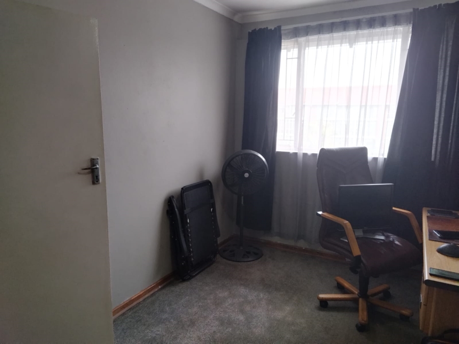 2 Bedroom Property for Sale in Birchleigh Gauteng