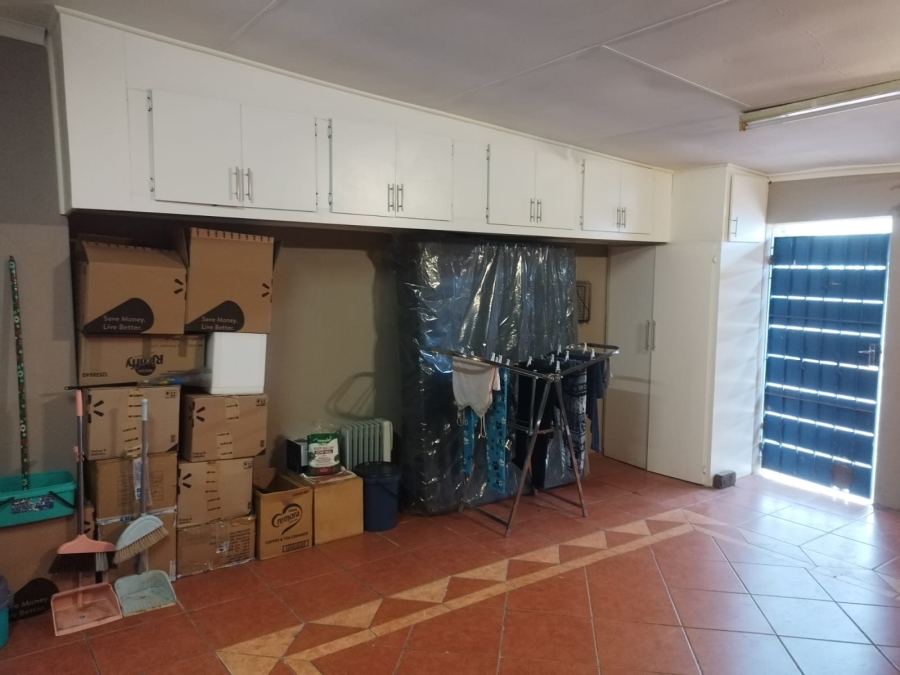 2 Bedroom Property for Sale in Birchleigh Gauteng
