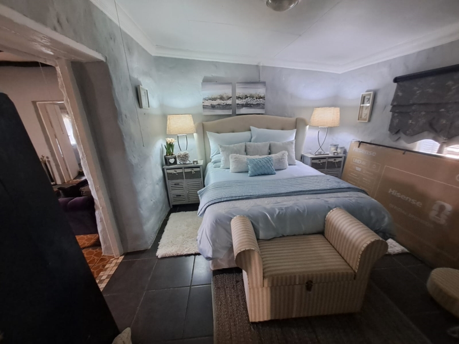 5 Bedroom Property for Sale in Elandsfontein AH Gauteng
