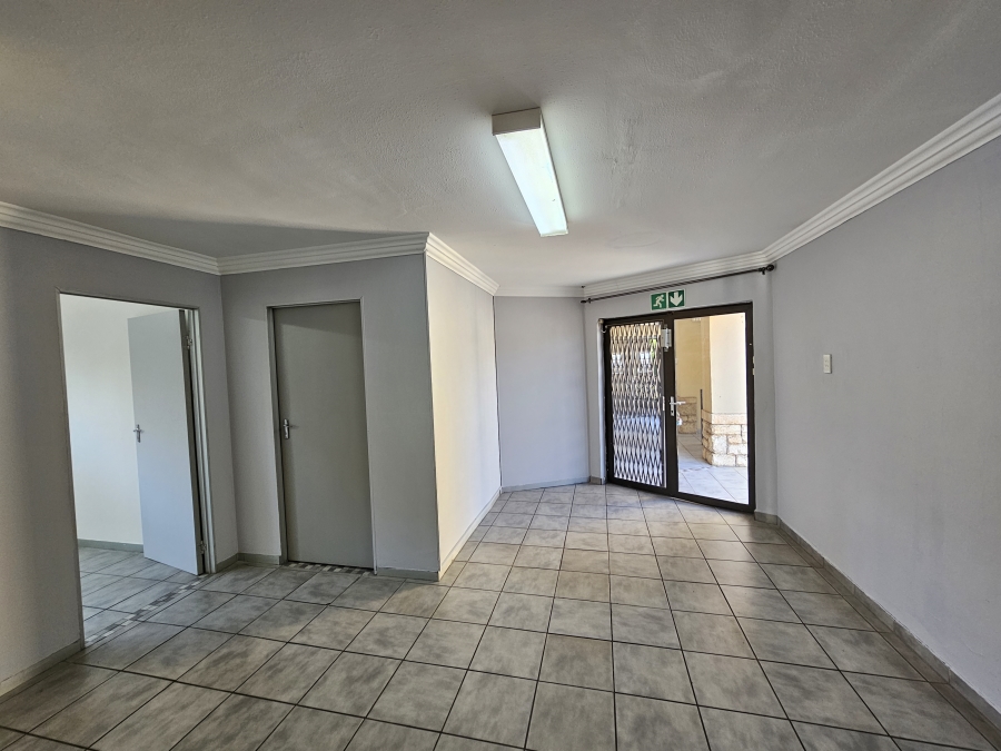 To Let Commercial Property for Rent in Wierda Park Gauteng