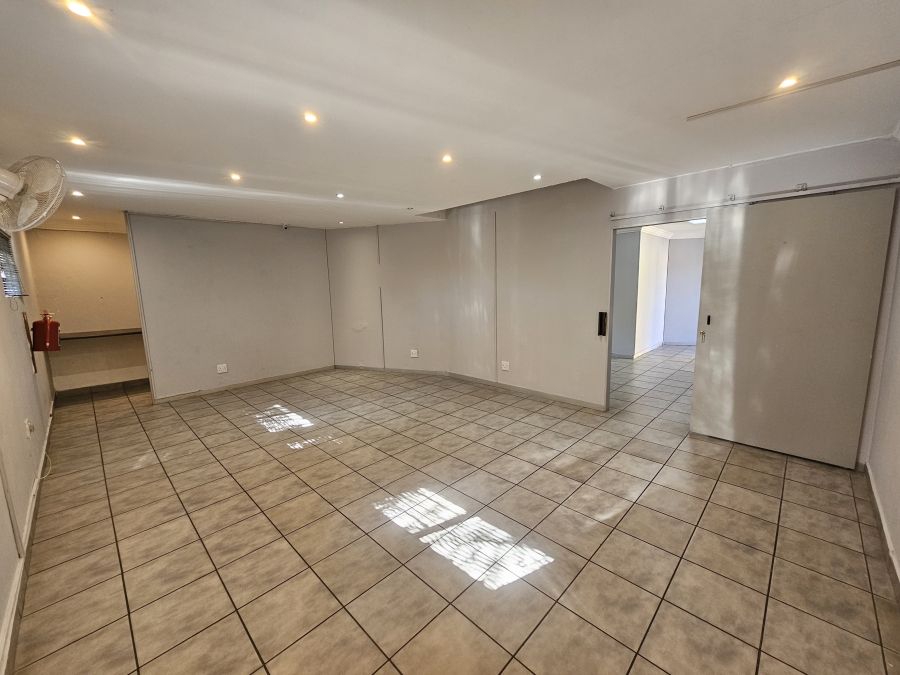 To Let Commercial Property for Rent in Wierda Park Gauteng