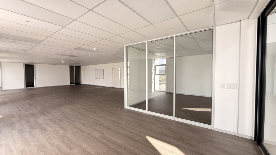 To Let Commercial Property for Rent in Kosmosdal Gauteng