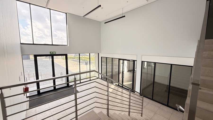 To Let Commercial Property for Rent in Kosmosdal Gauteng