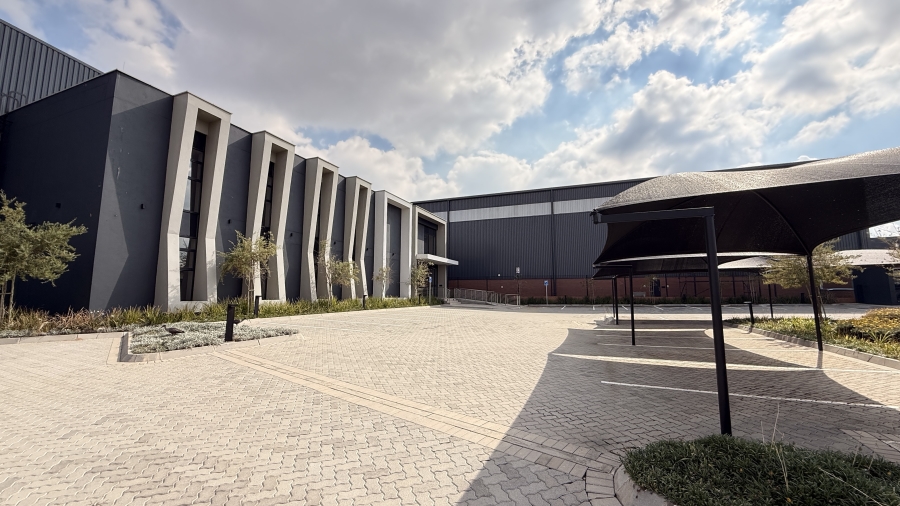 To Let Commercial Property for Rent in Kosmosdal Gauteng