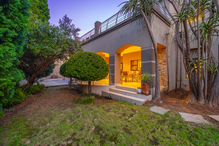 5 Bedroom Property for Sale in Broadacres Gauteng