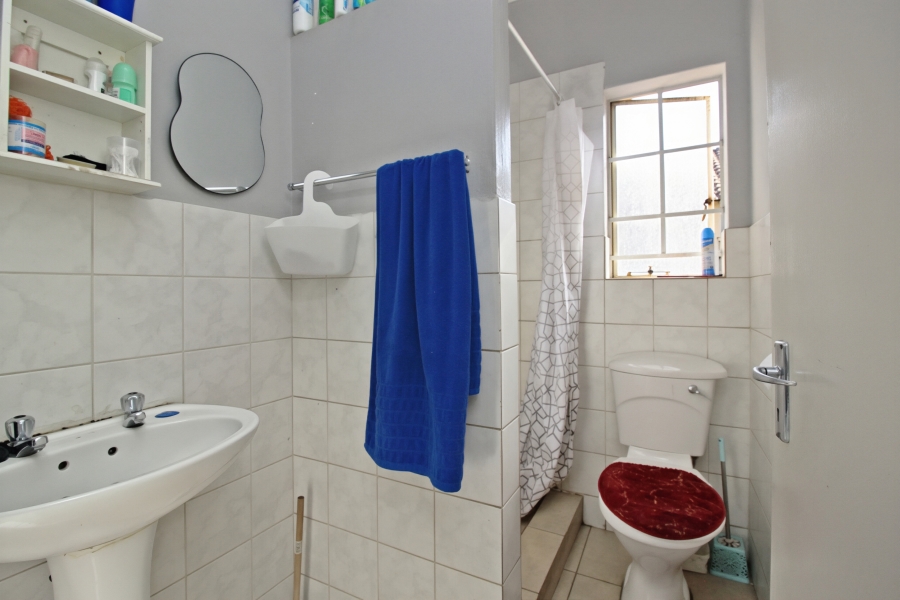 2 Bedroom Property for Sale in Elspark Gauteng