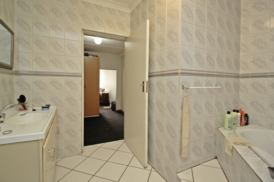 3 Bedroom Property for Sale in Marlands Gauteng