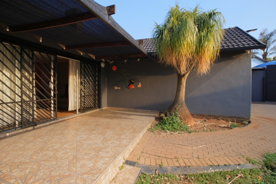 3 Bedroom Property for Sale in Marlands Gauteng
