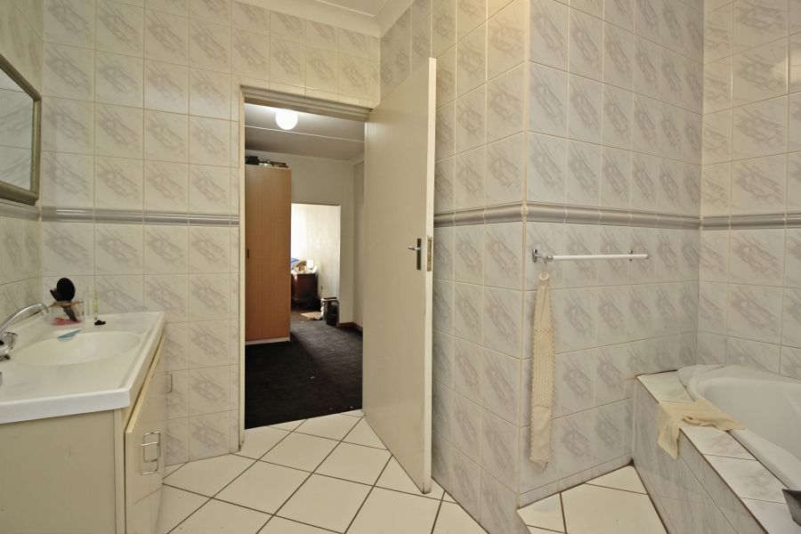 3 Bedroom Property for Sale in Marlands Gauteng