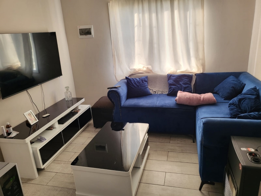 2 Bedroom Property for Sale in South Hills Gauteng