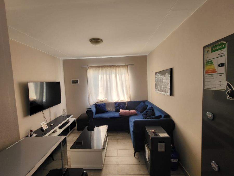 2 Bedroom Property for Sale in South Hills Gauteng