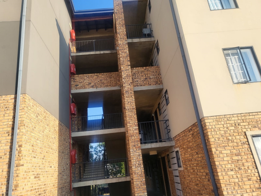 2 Bedroom Property for Sale in South Hills Gauteng