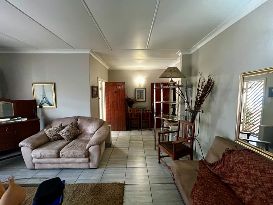 4 Bedroom Property for Sale in Bergtuin Gauteng
