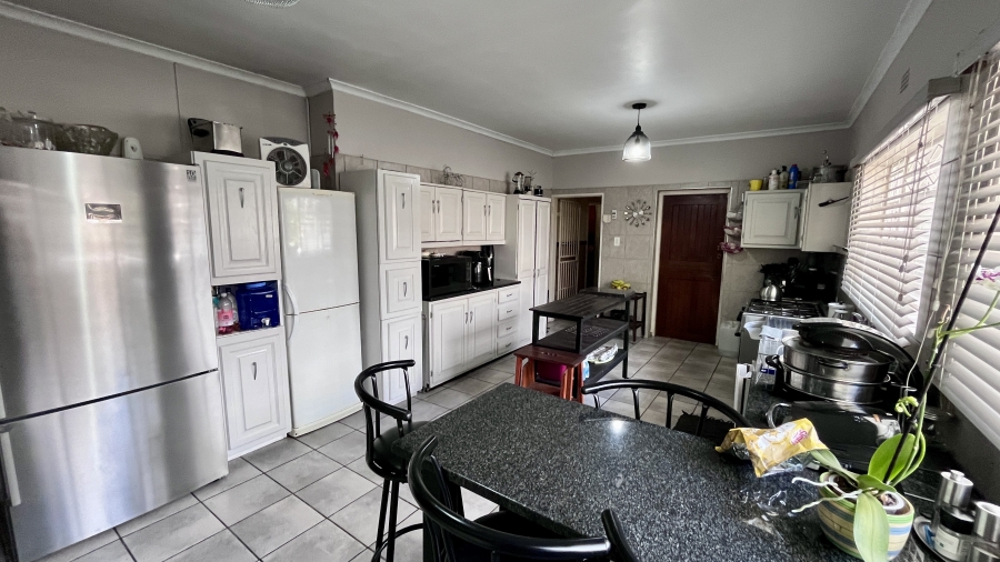 4 Bedroom Property for Sale in Bergtuin Gauteng