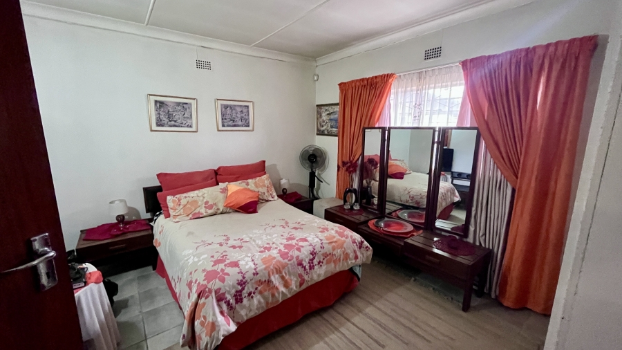 4 Bedroom Property for Sale in Bergtuin Gauteng